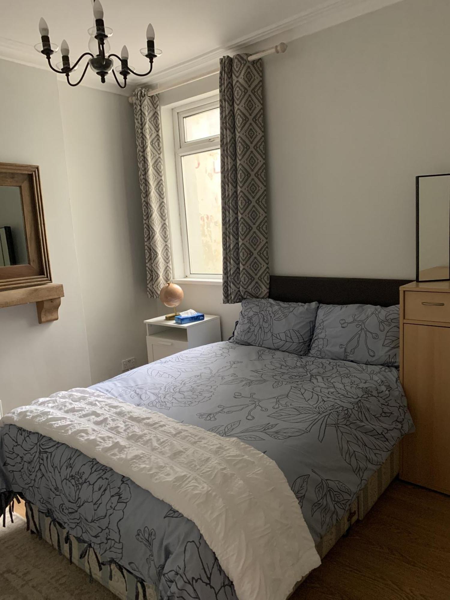 Adanhouse-Stockland Spacious 5 Bedroom House Sleeps 12 Private Garden Cardiff Exterior foto